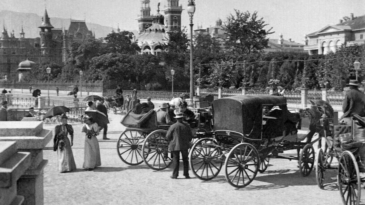 View of the Tonhalle from Alpenquai, stereoscopic image from around 1900