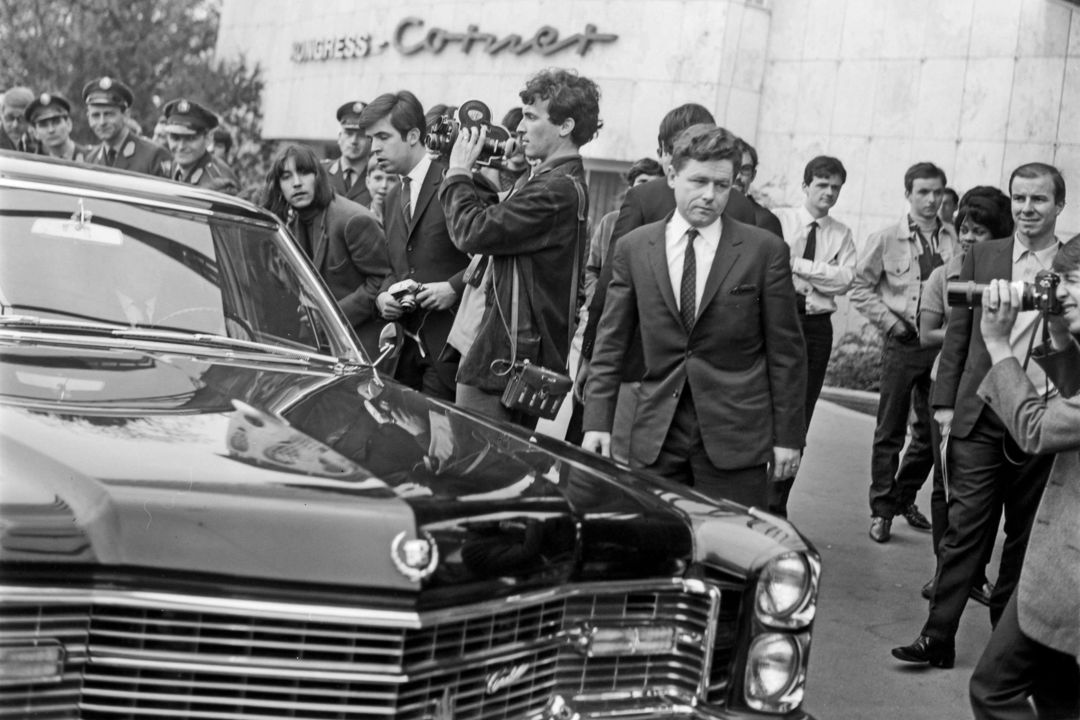 Members of the press wait for the Rolling Stones in front of the Convention Center, 14 April 1967